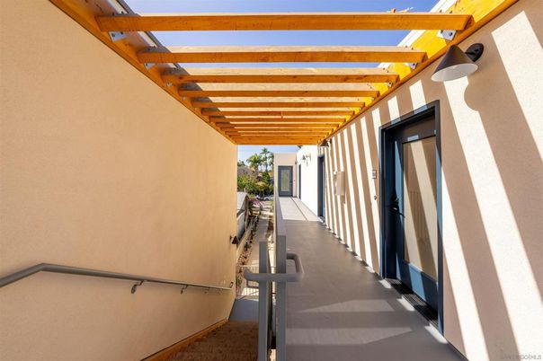 Exterior, Wooden Beams