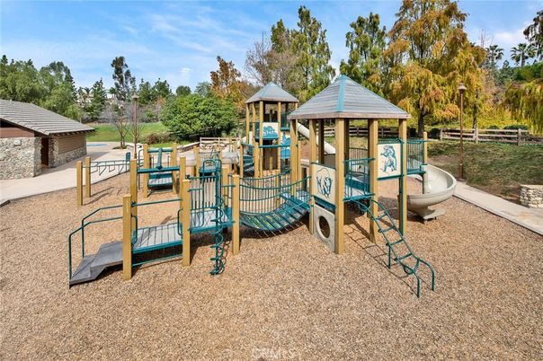 Backyard, Exterior, Playground
