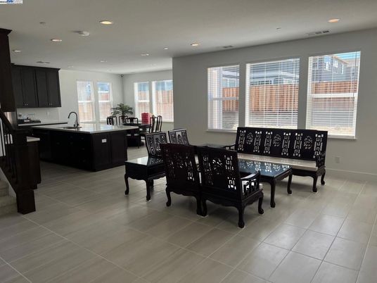 Dining room, Interior, Kitchen, Recessed Lighting