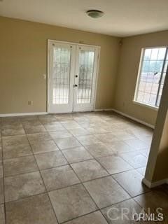 Empty room, Interior