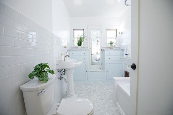 Bathroom, Interior