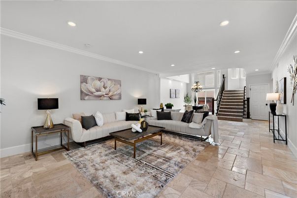 Chandelier, Dining room, Interior, Living room, Recessed Lighting