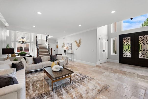 Chandelier, Dining room, Interior, Living room, Recessed Lighting