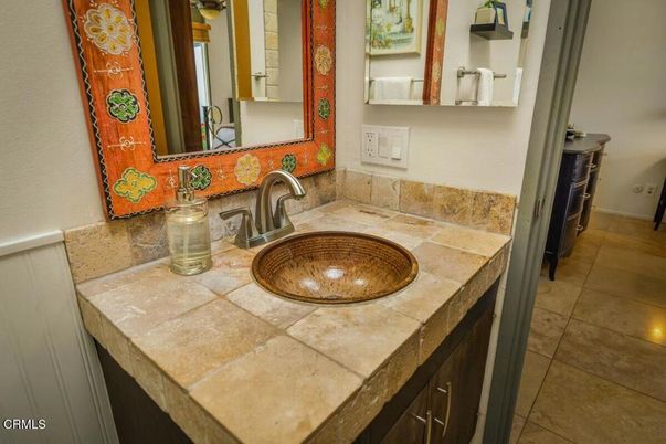 Bathroom, Interior, Tile Countertops
