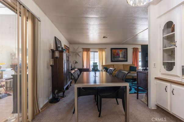 Dining room, Interior