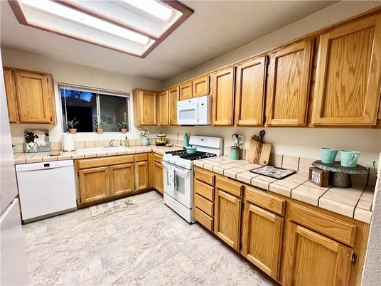 Interior, Kitchen, Tile Countertops