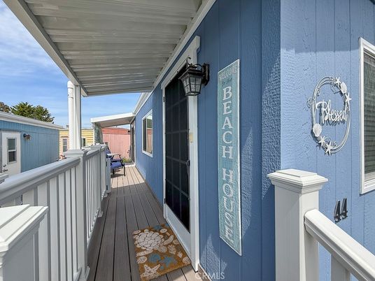 Exterior, Wood Texture Flooring