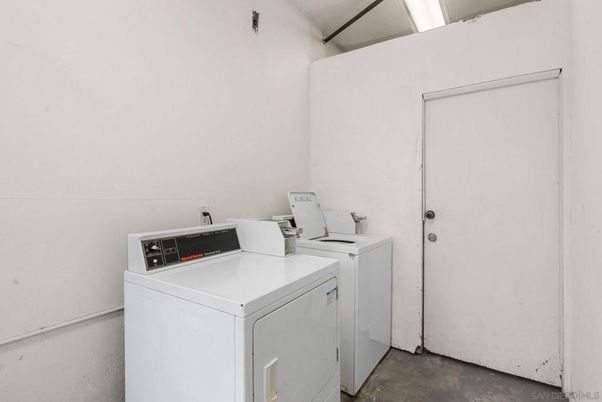 Interior, Washer
