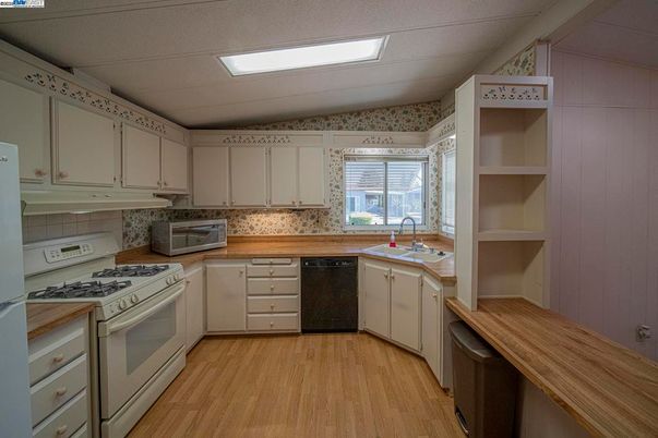 Interior, Kitchen, Wood Texture Flooring