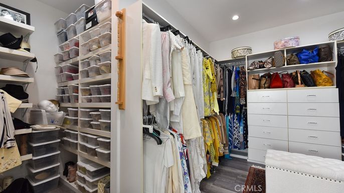 Interior, Recessed Lighting, Walk-in Closets, Wood Texture Flooring