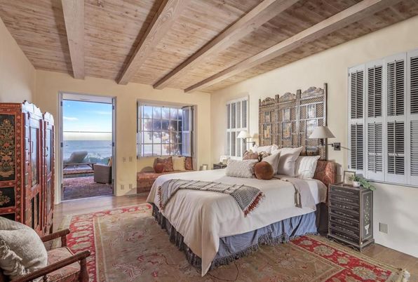Bedroom, Interior, Water, Wooden Beams, Wooden Ceilings, Wood Texture Flooring