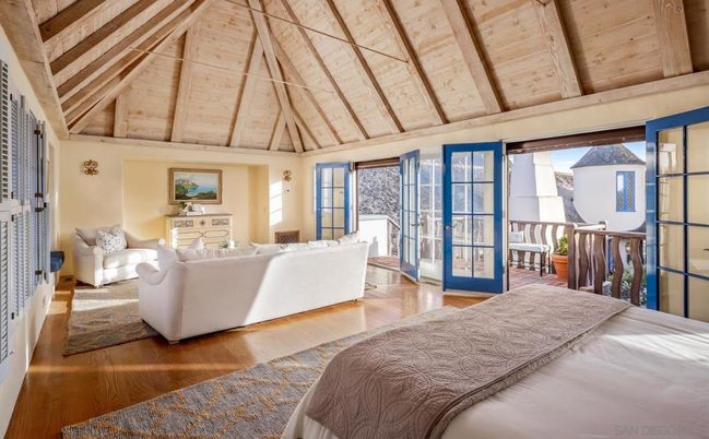 Bedroom, Interior, Living room, Wooden Beams, Wooden Ceilings, Wood Texture Flooring