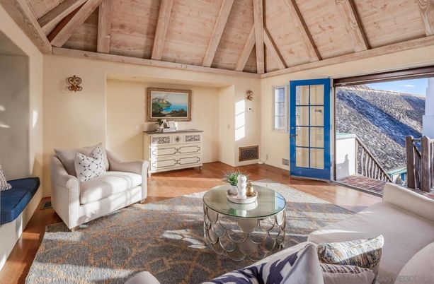 Interior, Living room, Wooden Beams, Wooden Ceilings, Wood Texture Flooring