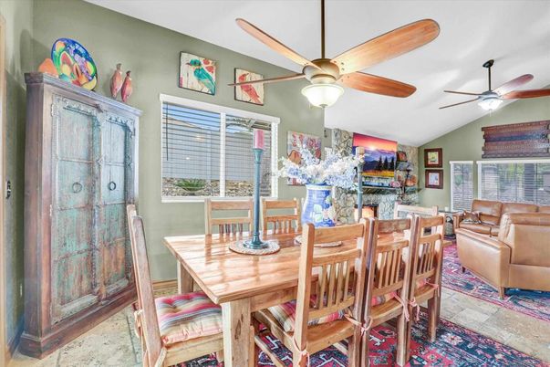 Dining room, Interior