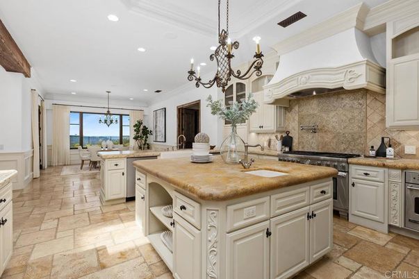 Chandelier, Dining room, Interior, Kitchen, Pendant Lights, Recessed Lighting, Stainless Steel Appliances, Water