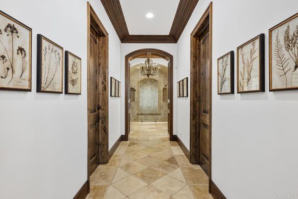 Chandelier, Interior, Recessed Lighting
