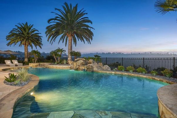 Exterior, Pool, Water