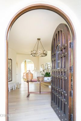 Chandelier, Interior, Wine Storage, Wood Texture Flooring