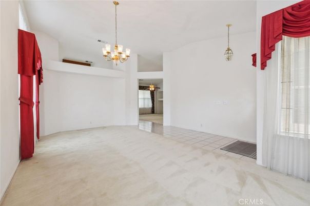 Chandelier, Empty room, Interior, Pendant Lights