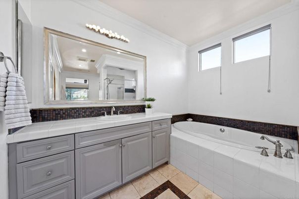 Bathroom, Interior, Recessed Lighting, Tile Countertops