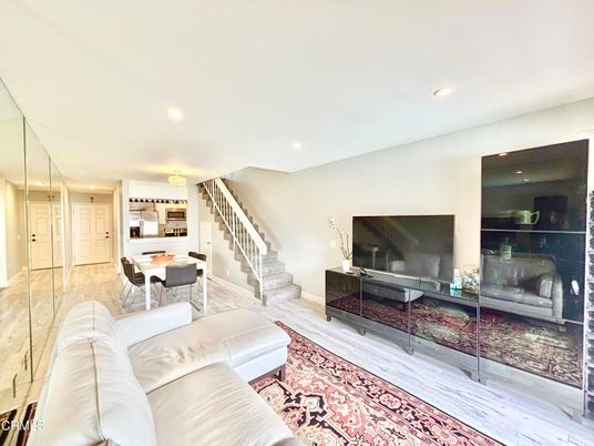 Dining room, Interior, Living room, Recessed Lighting, Wood Texture Flooring