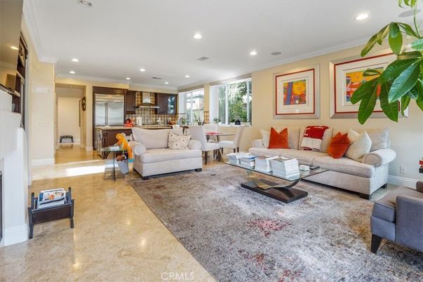 Interior, Kitchen, Living room, Recessed Lighting, Stainless Steel Appliances