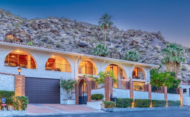 Attached, Exterior, Facade, Spanish Mediterranean