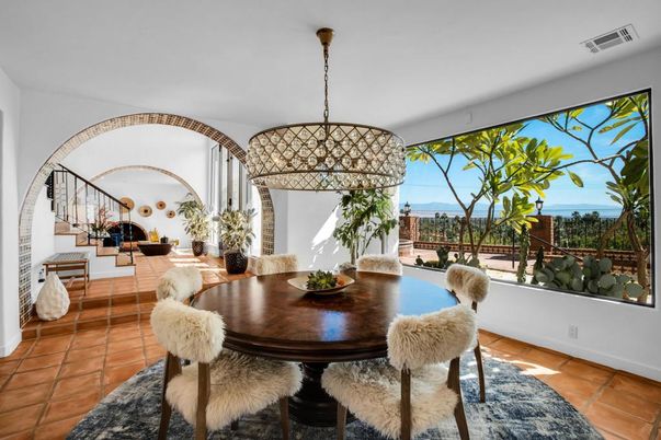Dining room, Interior, Pendant Lights, Water