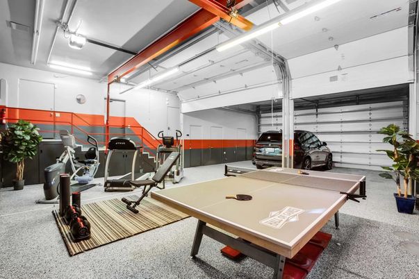 Fitness Equipment, Game Room, Garage, Interior