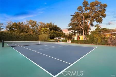 Exterior, Tennis Courts