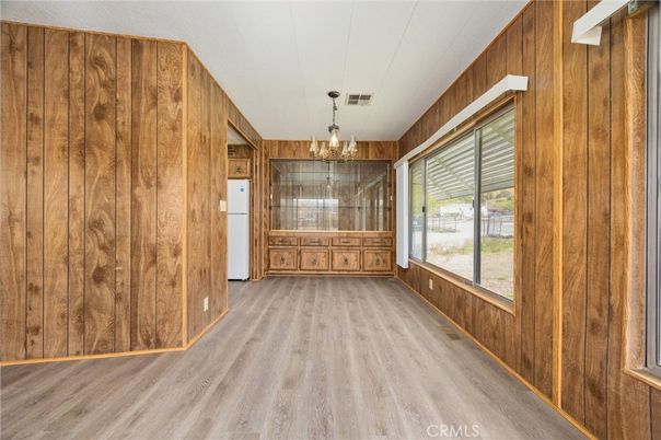 Chandelier, Empty room, Interior, Wood Texture Flooring, Wooden Walls