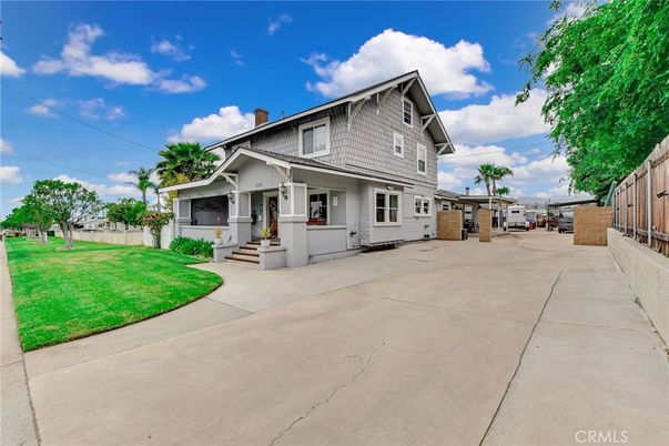 Backyard, Exterior, Facade, American Craftsman