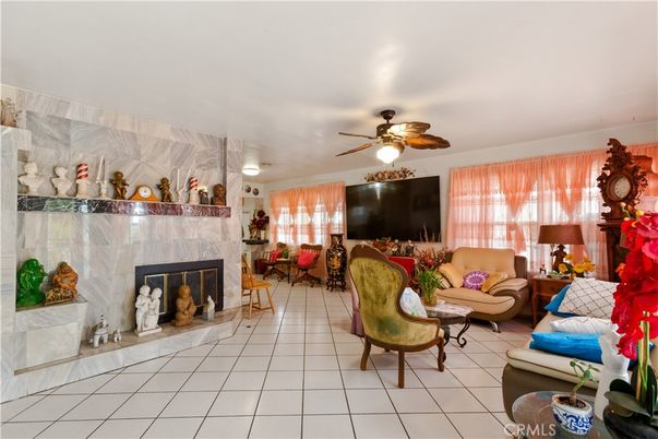 Fireplace, Interior, Living room