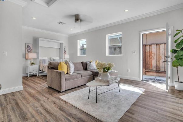 Bedroom, Interior, Living room, Recessed Lighting, Wood Texture Flooring