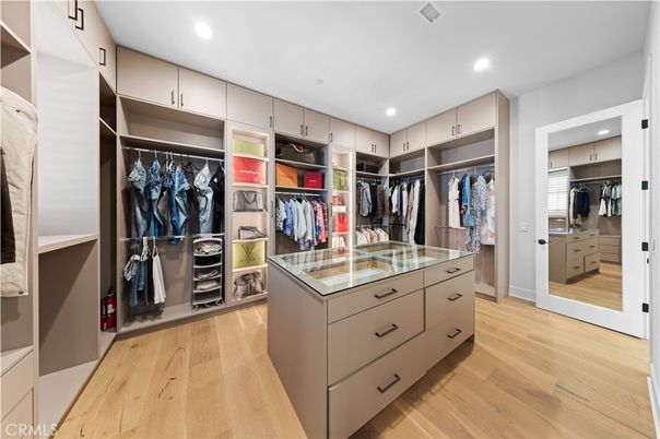 Interior, Recessed Lighting, Walk-in Closets, Wood Texture Flooring