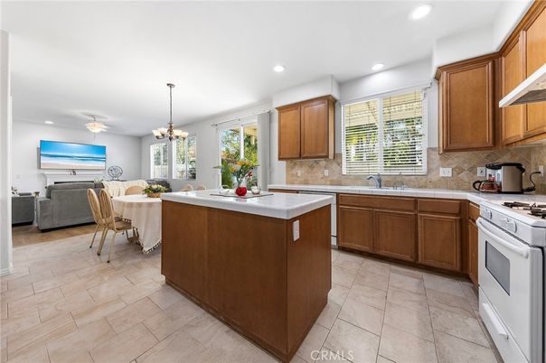 Chandelier, Dining room, Interior, Kitchen, Living room, Recessed Lighting, Stainless Steel Appliances