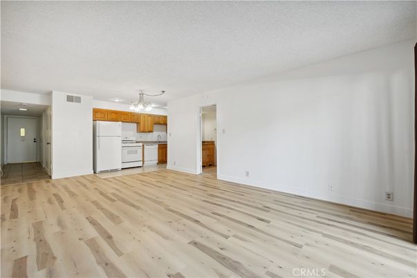 Chandelier, Empty room, Interior, Kitchen, Wood Texture Flooring