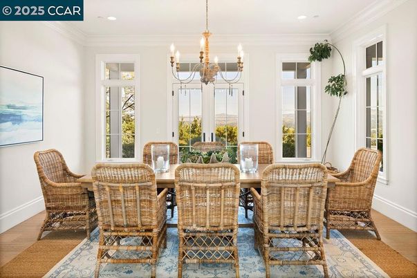 Chandelier, Dining room, Interior, Recessed Lighting, Wood Texture Flooring