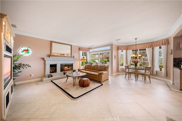 Chandelier, Dining room, Fireplace, Interior, Living room, Pendant Lights