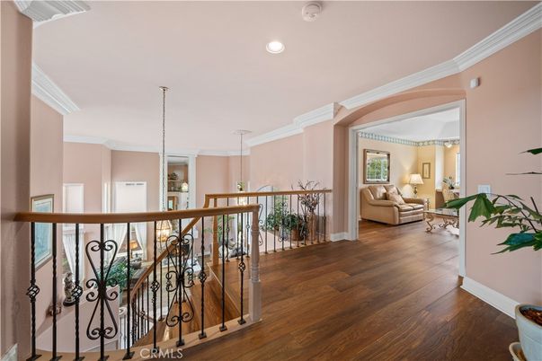 Chandelier, Interior, Recessed Lighting, Wood Texture Flooring