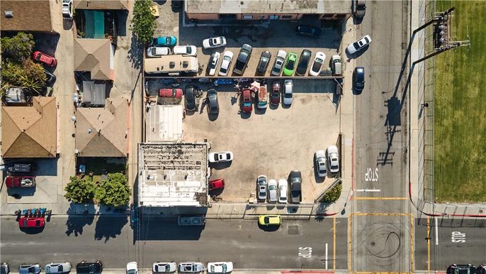 Exterior, Drone