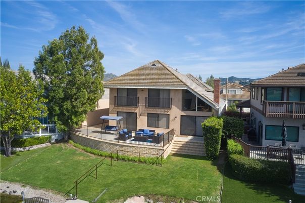 Backyard, Exterior, Facade, Queen Anne Victorian