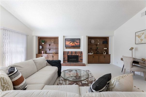 Fireplace, Interior, Living room
