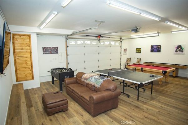 Billiard Table, Game Room, Garage, Interior, Wood Texture Flooring