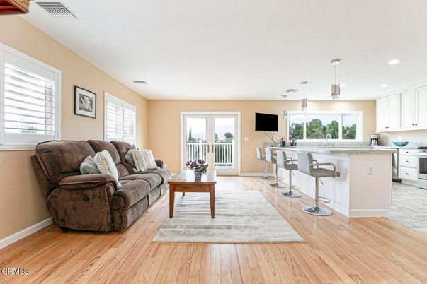Interior, Kitchen, Living room, Pendant Lights, Recessed Lighting, Wood Texture Flooring