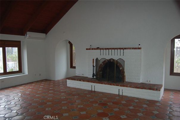 Fireplace, Interior, Wooden Beams