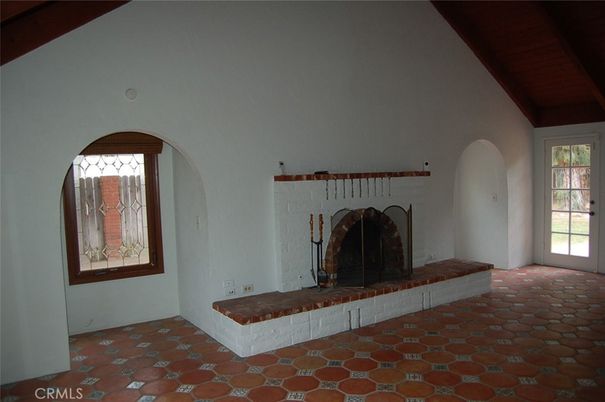 Fireplace, Interior