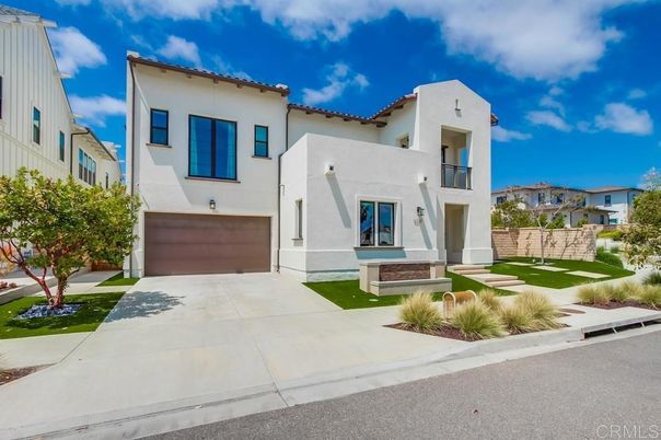 Attached, Exterior, Facade, Spanish Mediterranean