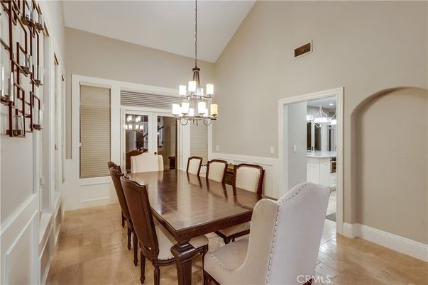 Chandelier, Dining room, Interior