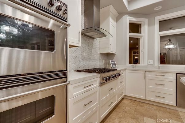 Interior, Kitchen, Pendant Lights, Stainless Steel Appliances